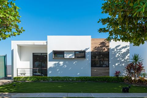 Garden home in Coconut Grove